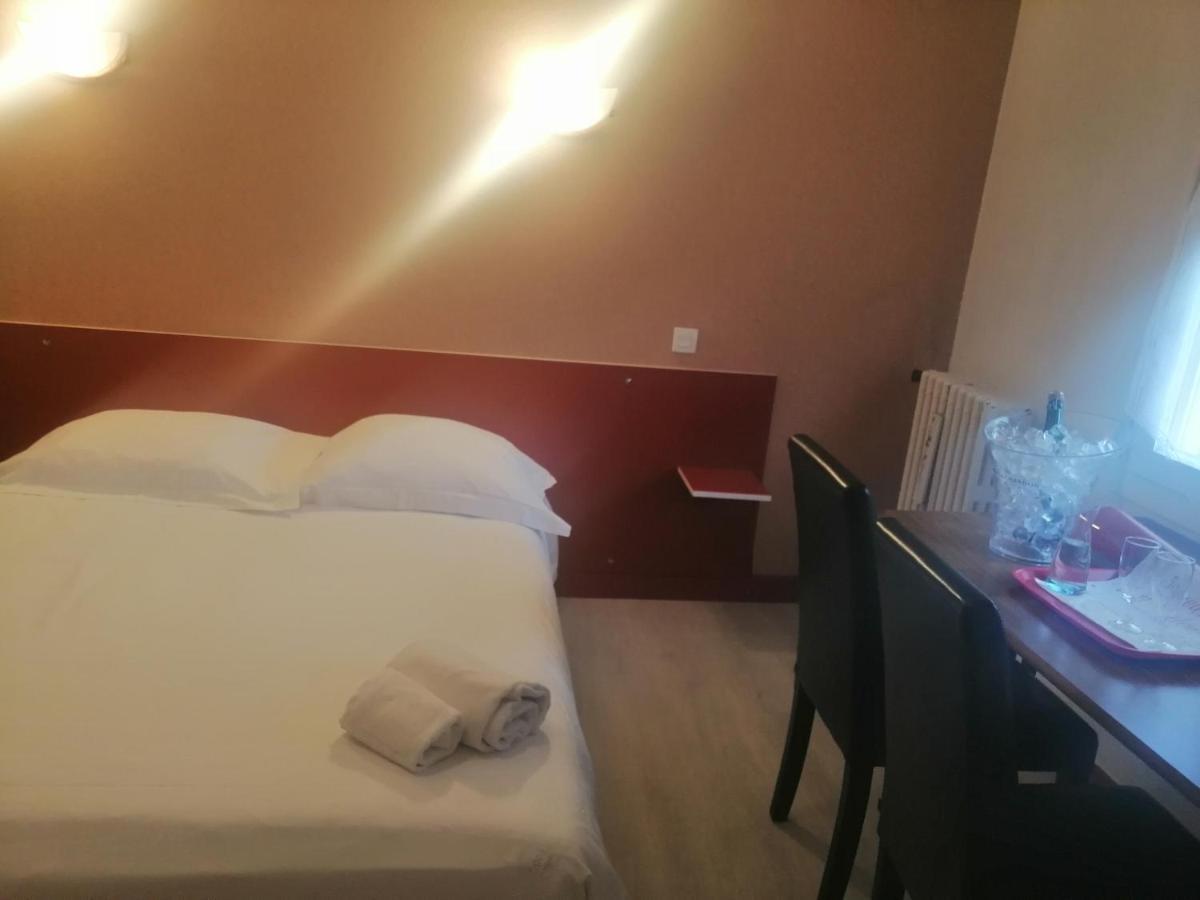 Hotel Francois Ier Bagnères-de-Luchon エクステリア 写真